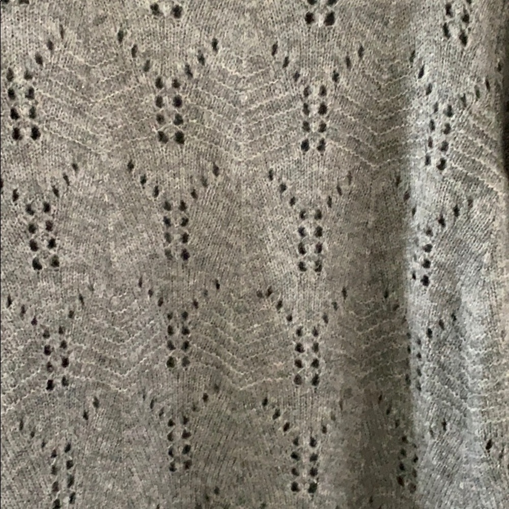 Adorable GAP open stitch knit sweater - Picture 4 of 4